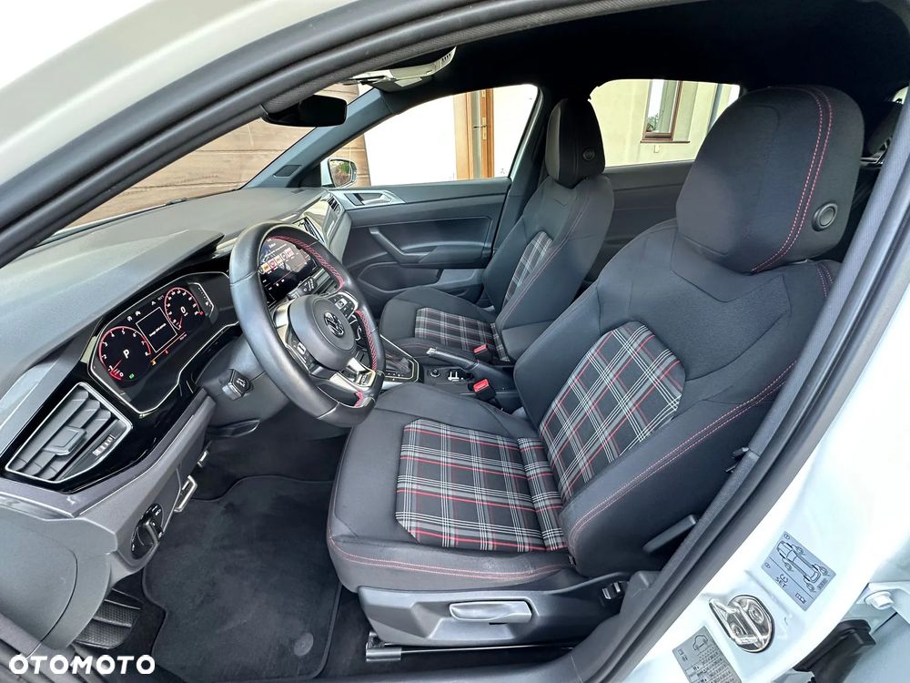 Volkswagen Polo 2.0 TSI DSG GTI - 20
