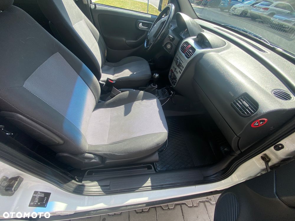 Opel Combo Tour Enjoy - 10