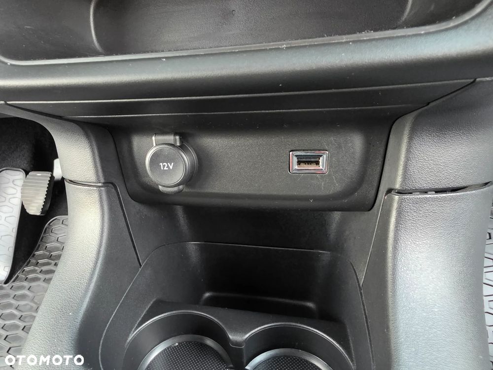 Citroën C3 1.2 PureTech Shine S&S - 17
