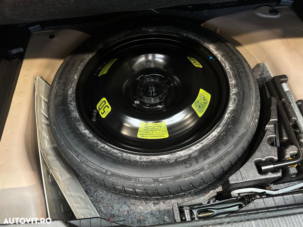 Peugeot 2008 PureTech 130 EAT8 Allure - 40