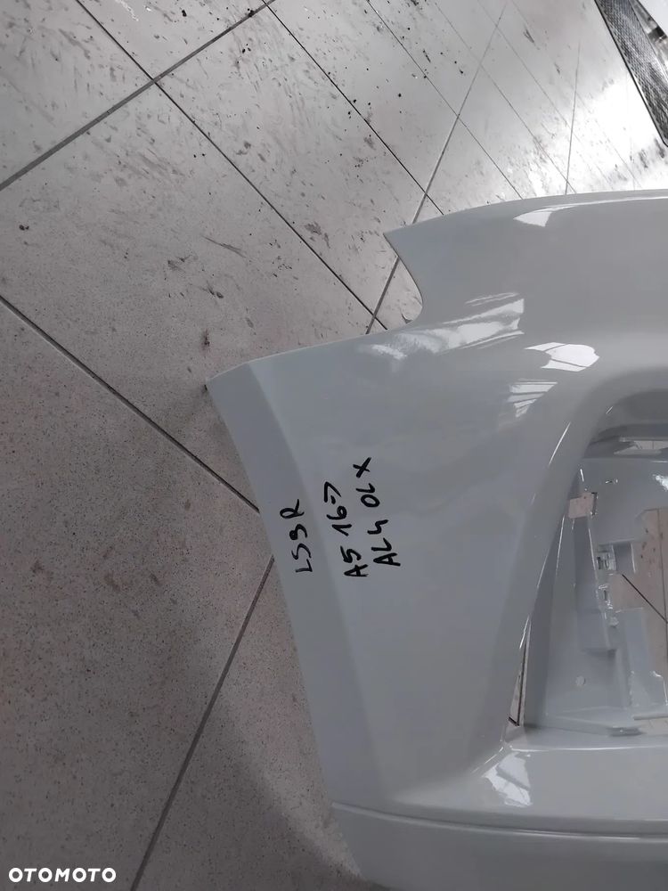Audi A5 8W6807437 zderzak przedni 16-19 lakier Kod LS9R - 3