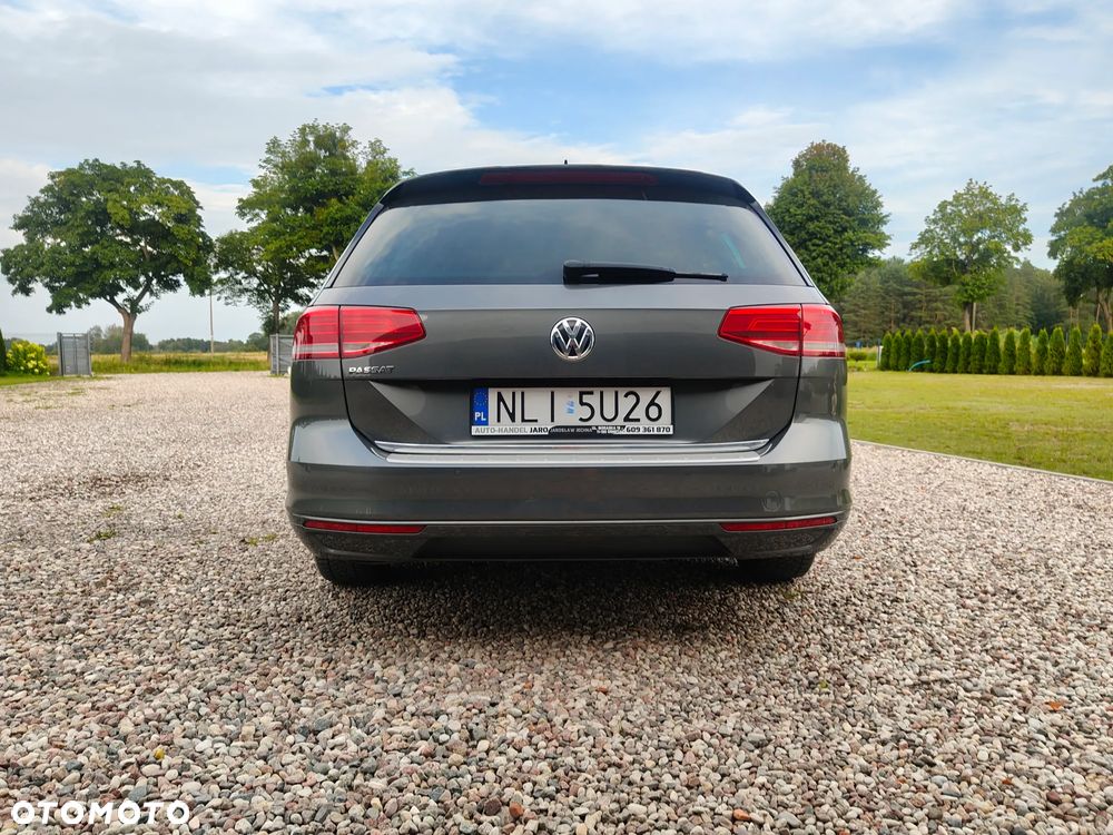 Volkswagen Passat 2.0 TDI (BlueMotion Technology) Comfortline - 22