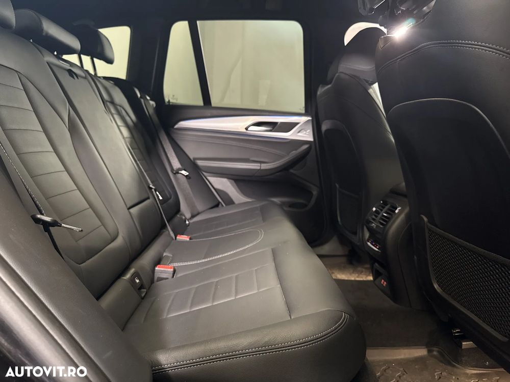 BMW X3 2020 — imagine 12