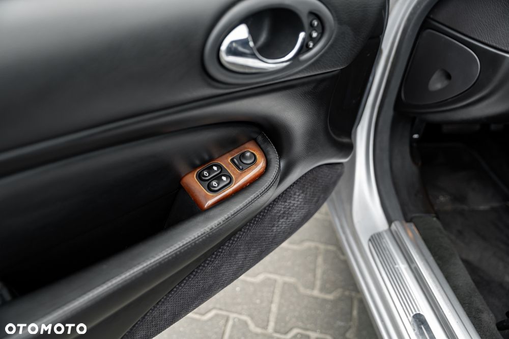 Jaguar XK8 2001