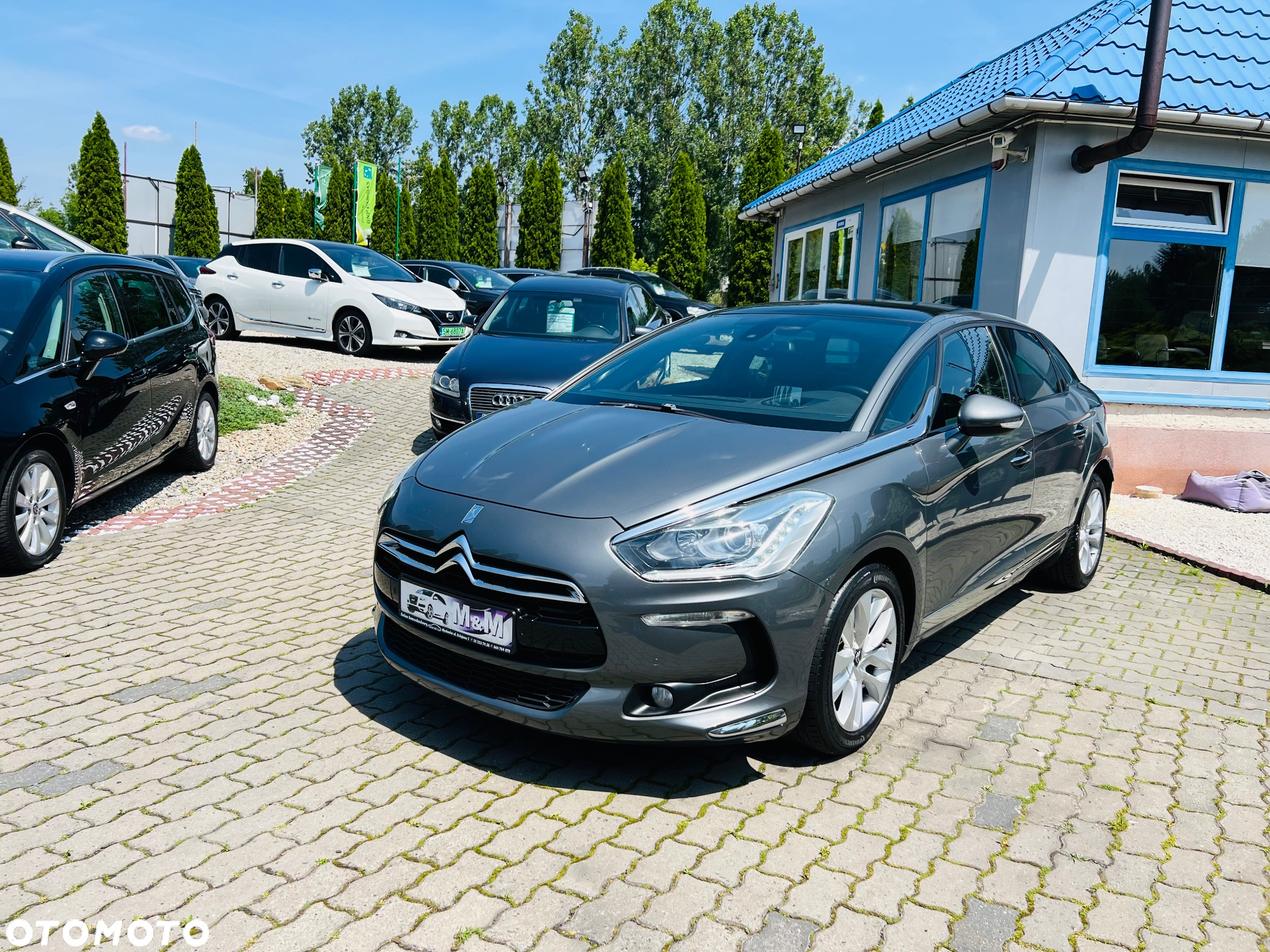 Citroën DS5 1.6 THP SoChic - 3