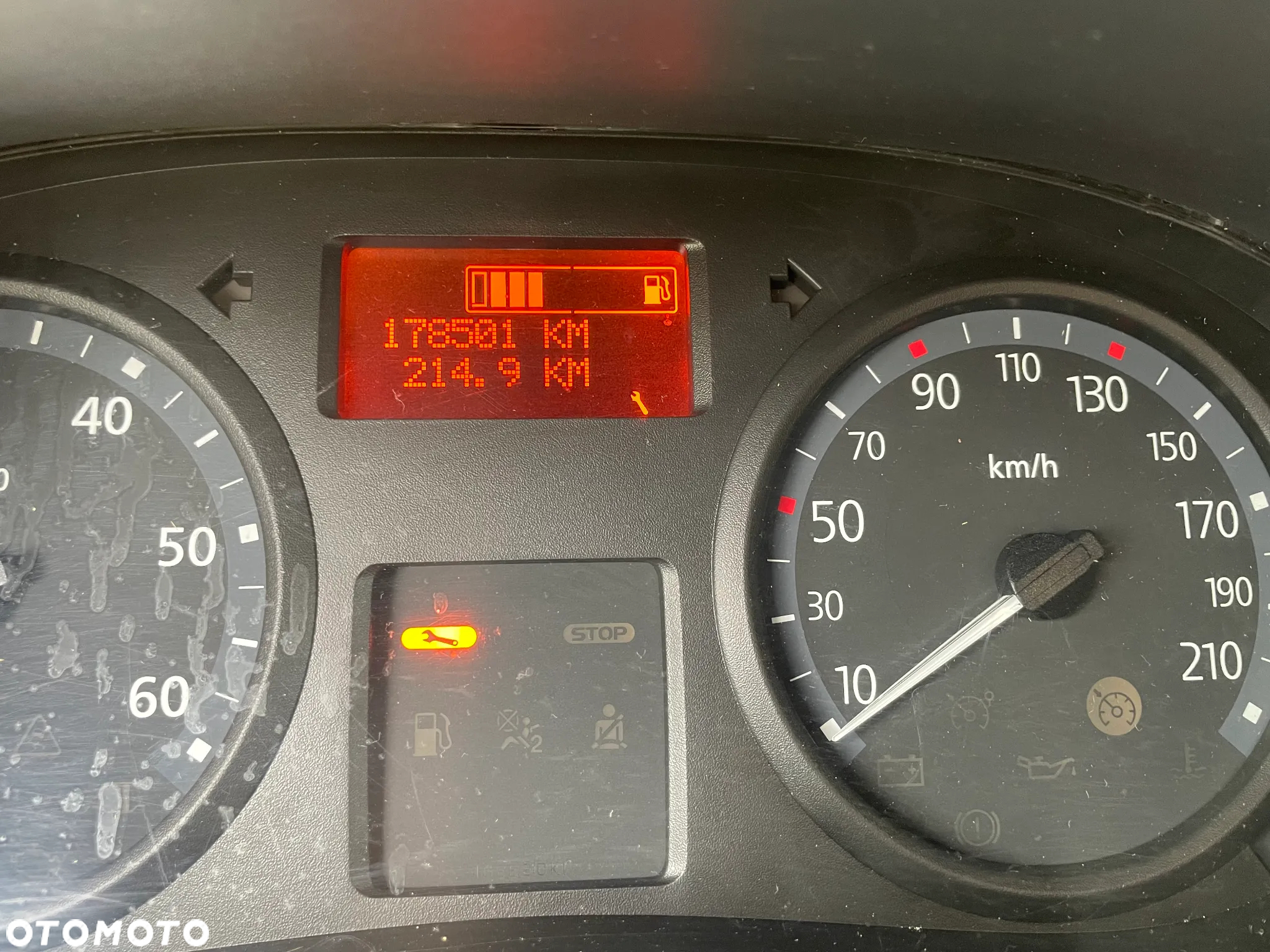 Renault TRAFIC - 11