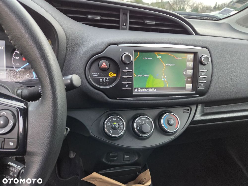 Toyota Yaris - 17