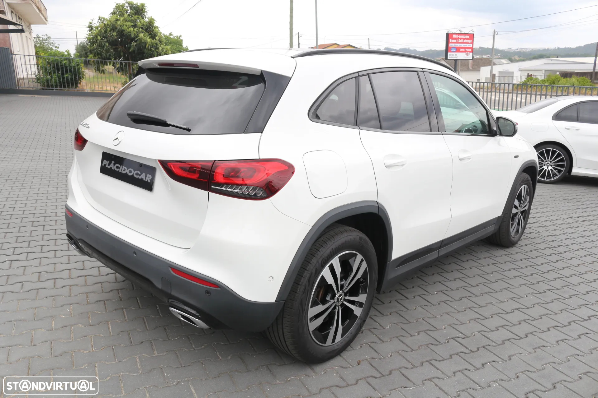 Mercedes-Benz GLA 250 e Progressive - 4