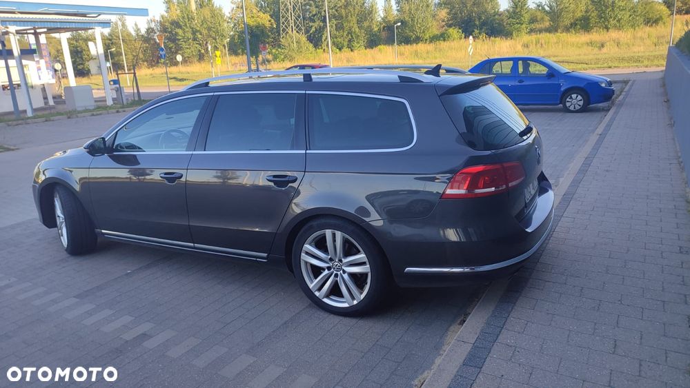 Volkswagen Passat 2.0 TDI Highline - 5