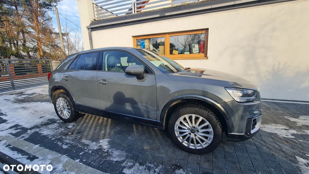 Audi Q2 35 TDI Quattro S tronic - 9