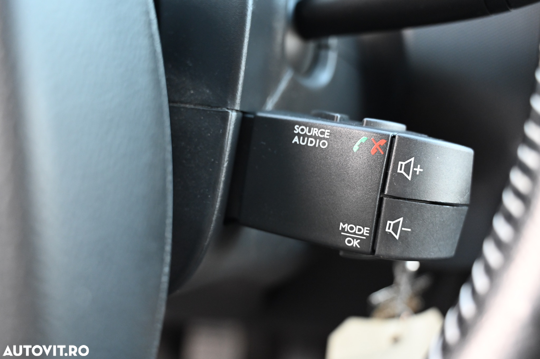Dacia Duster dCi 110 FAP 4x2 Prestige - 17