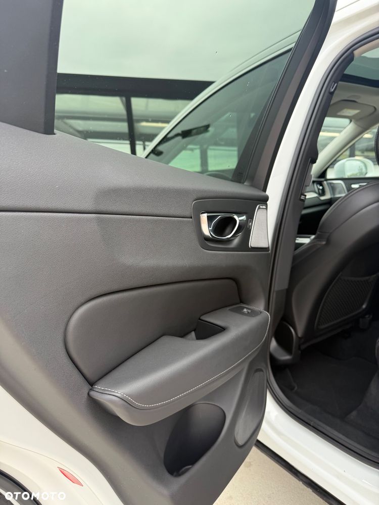 Volvo XC 60 B4 D Geartronic Inscription - 27