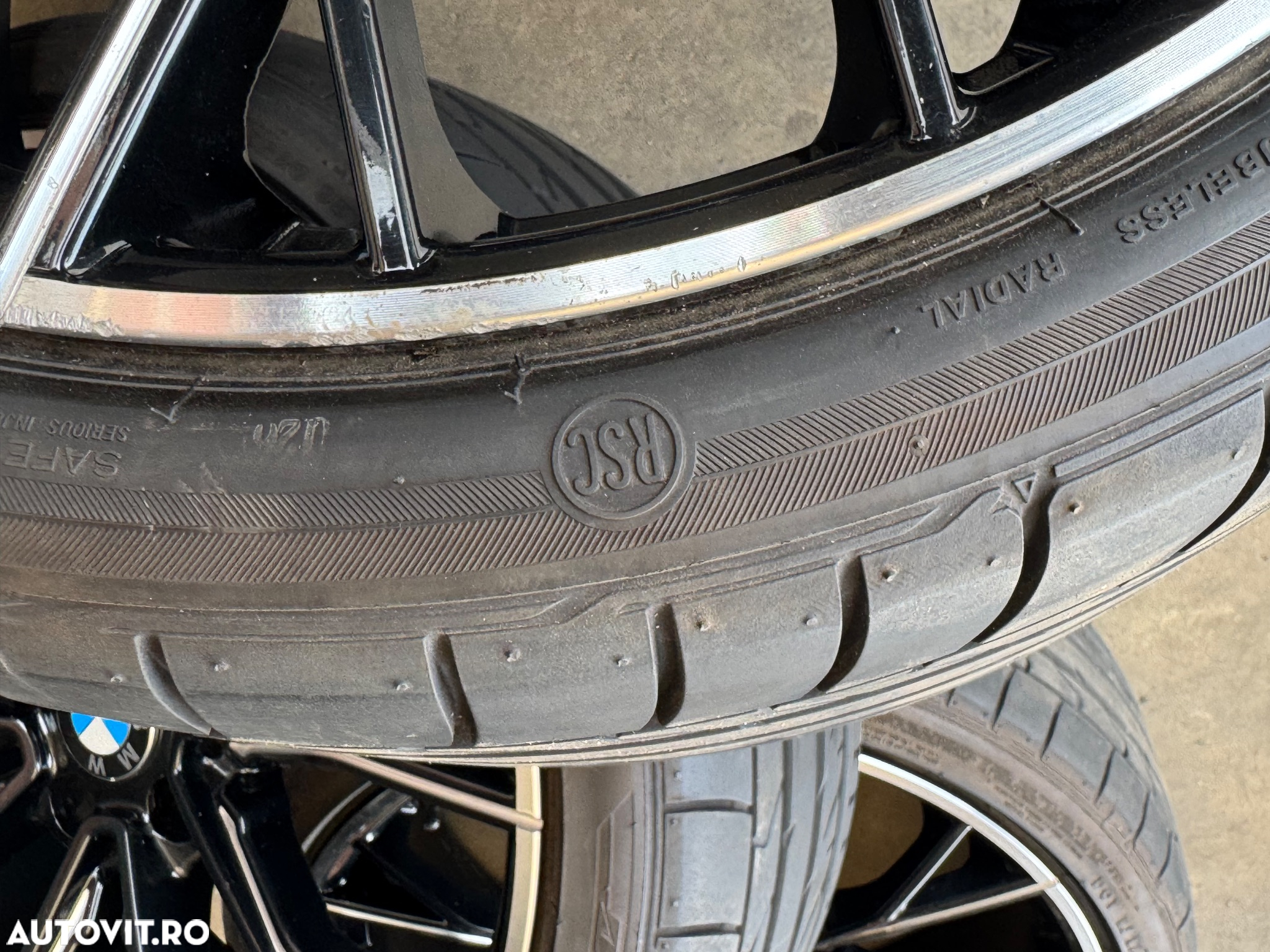 Vând jante BMW seria 5 pe 20” cu anvelope runflat de vară - 23