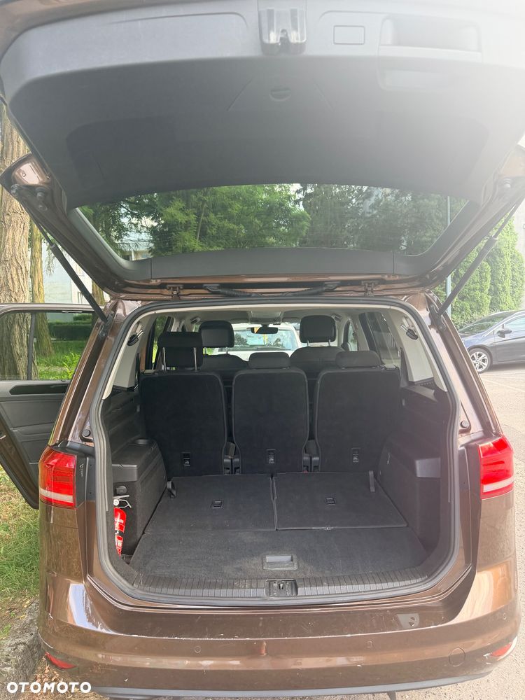 Volkswagen Touran 1.4 TSI BMT Comfortline - 9
