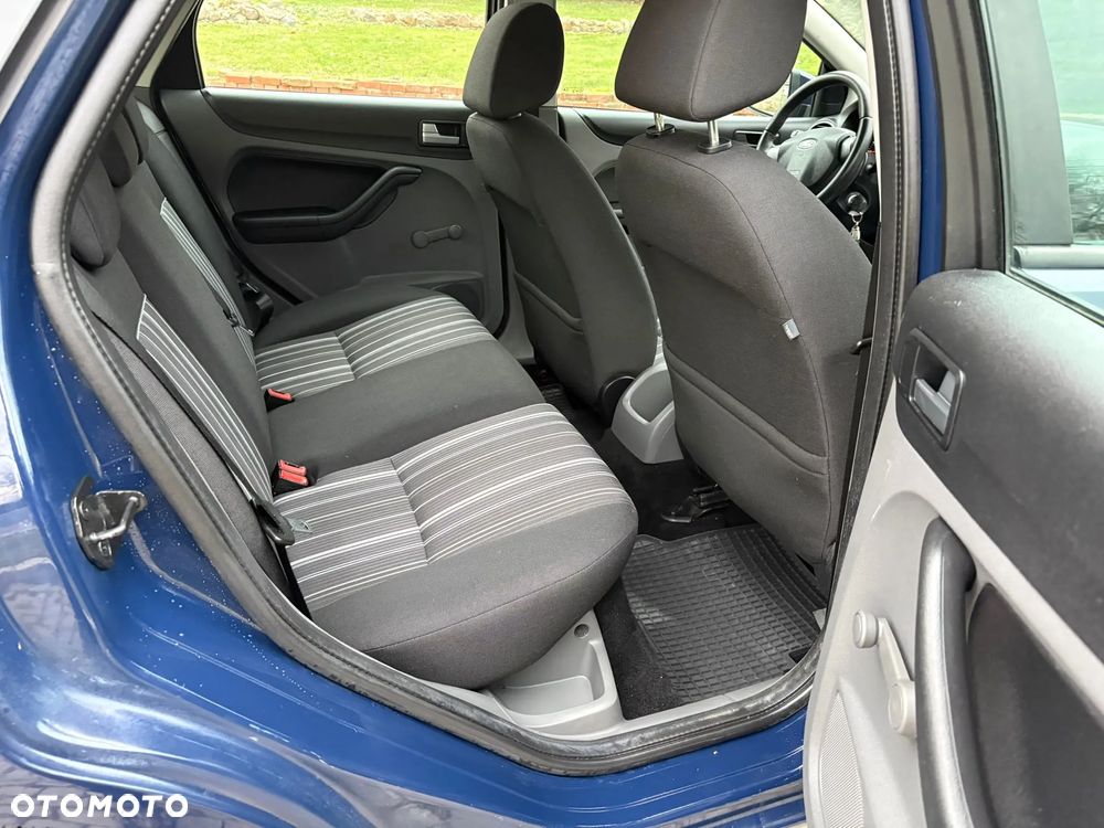 Ford Focus 1.4 16V Ambiente - 13