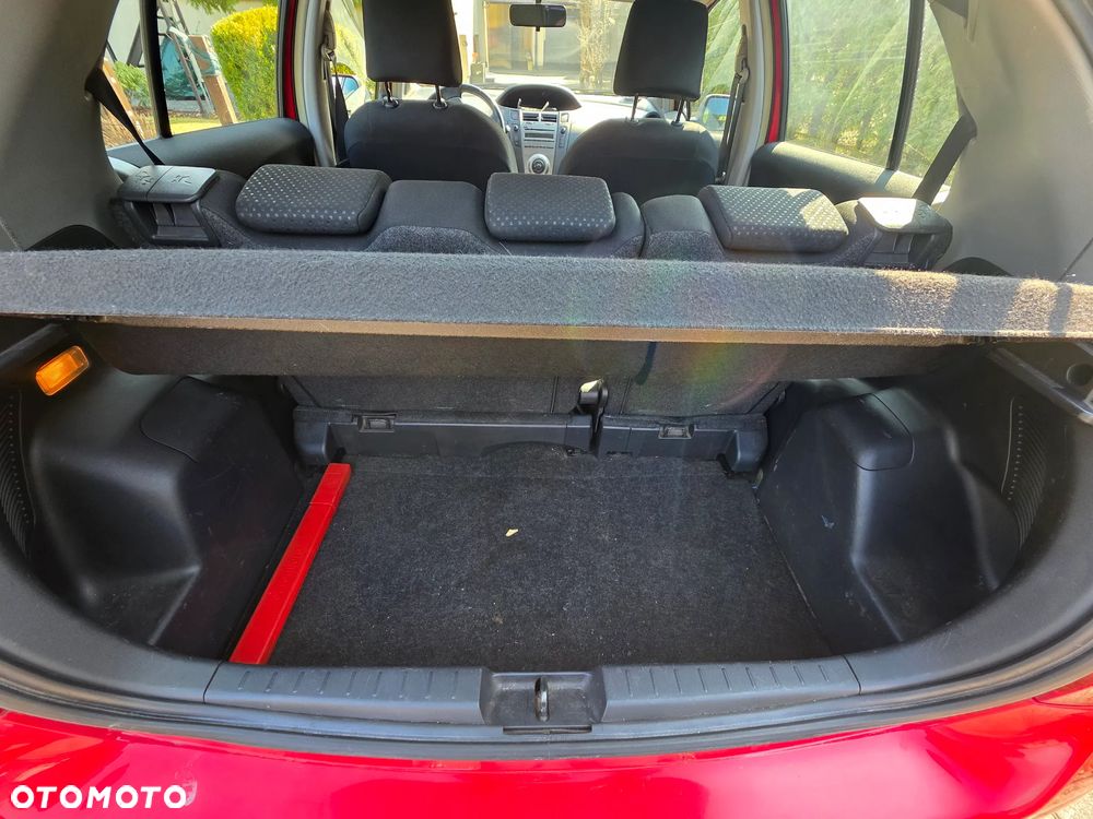 Toyota Yaris 1.33 Luna - 9