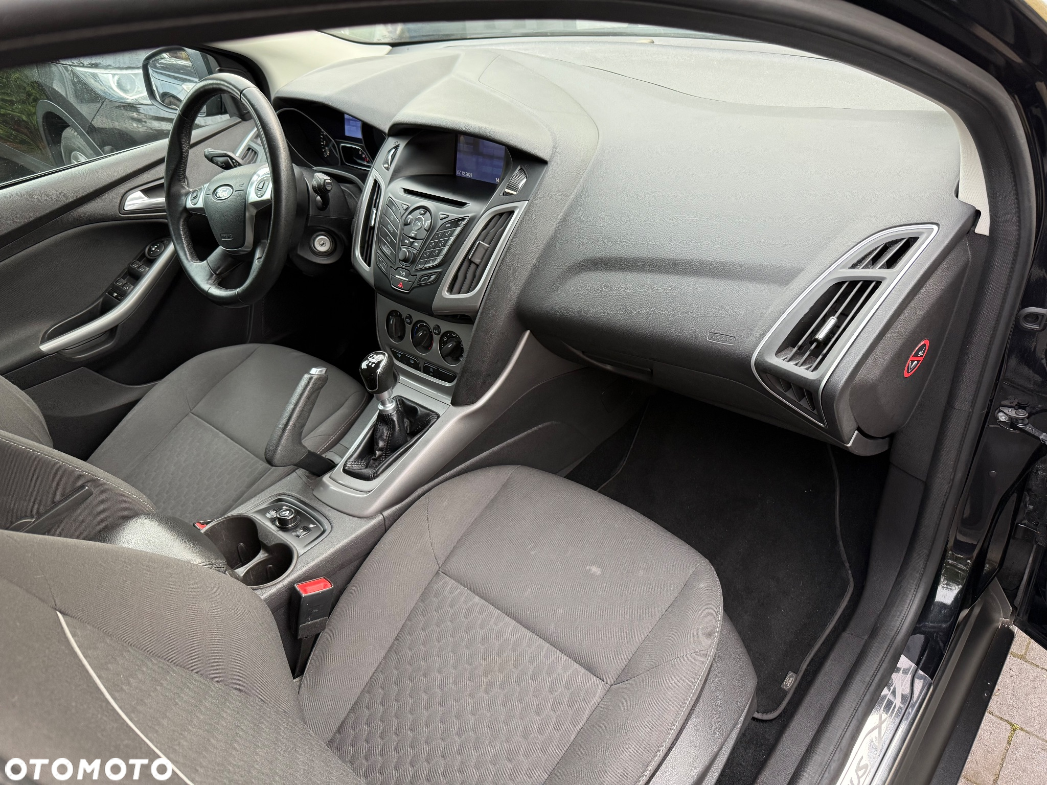 Ford Focus Turnier 1.0 EcoBoost Start-Stopp-System Champions Edition - 11