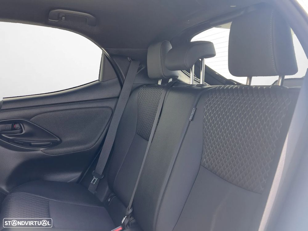 Toyota Yaris 1.5 HDF Square Collection - 11