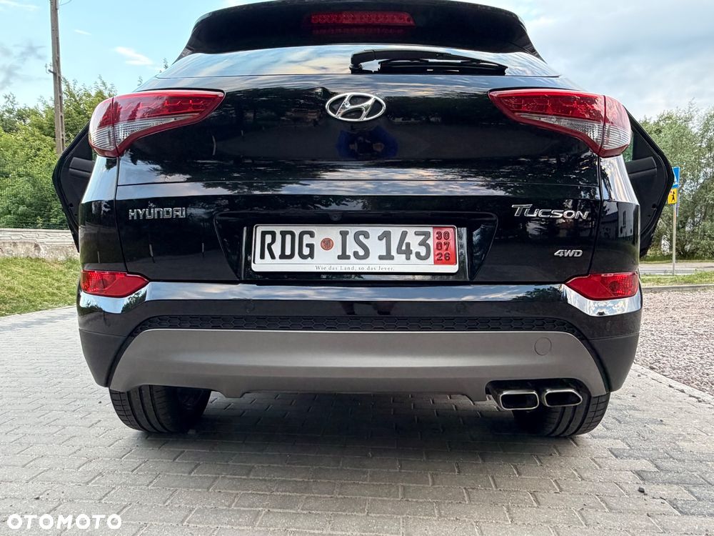 Hyundai Tucson 2.0 CRDI Premium 4WD - 32