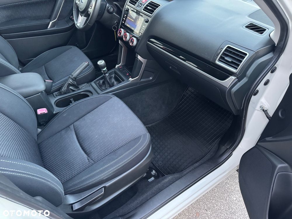 Subaru Forester 2.0X Edition - 22