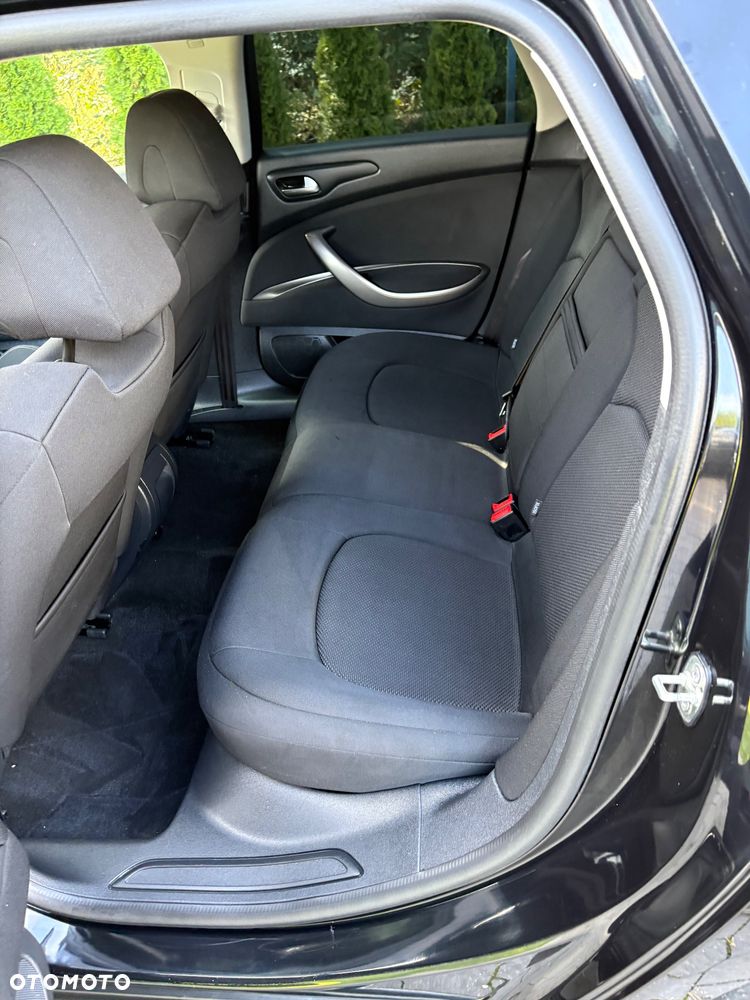 Citroën C5 1.6 HDi Attraction - 18