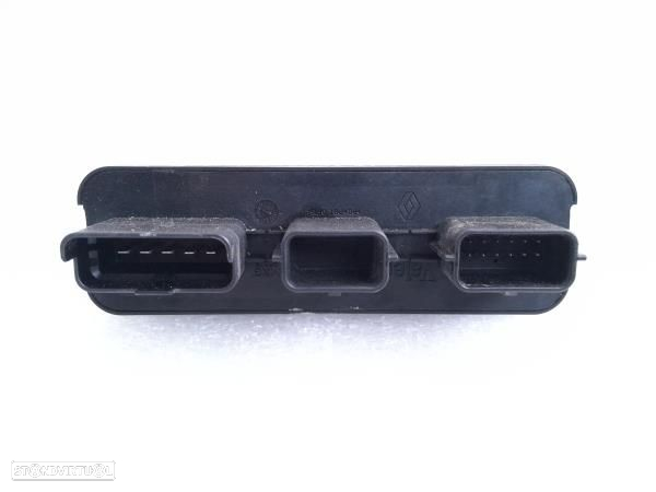 Centralina / Modulo Luzes Renault Modus / Grand Modus (F/Jp0_) - 2