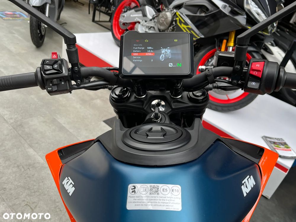 KTM Duke - 11