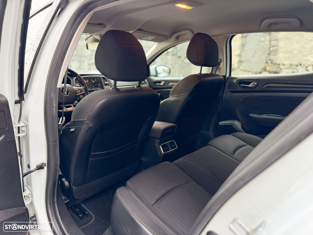 Renault Mégane 1.5 Blue dCi Intens - 31