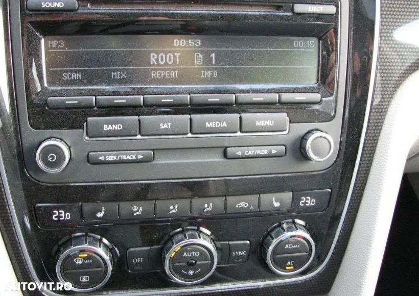 Volkswagen Passat - 15