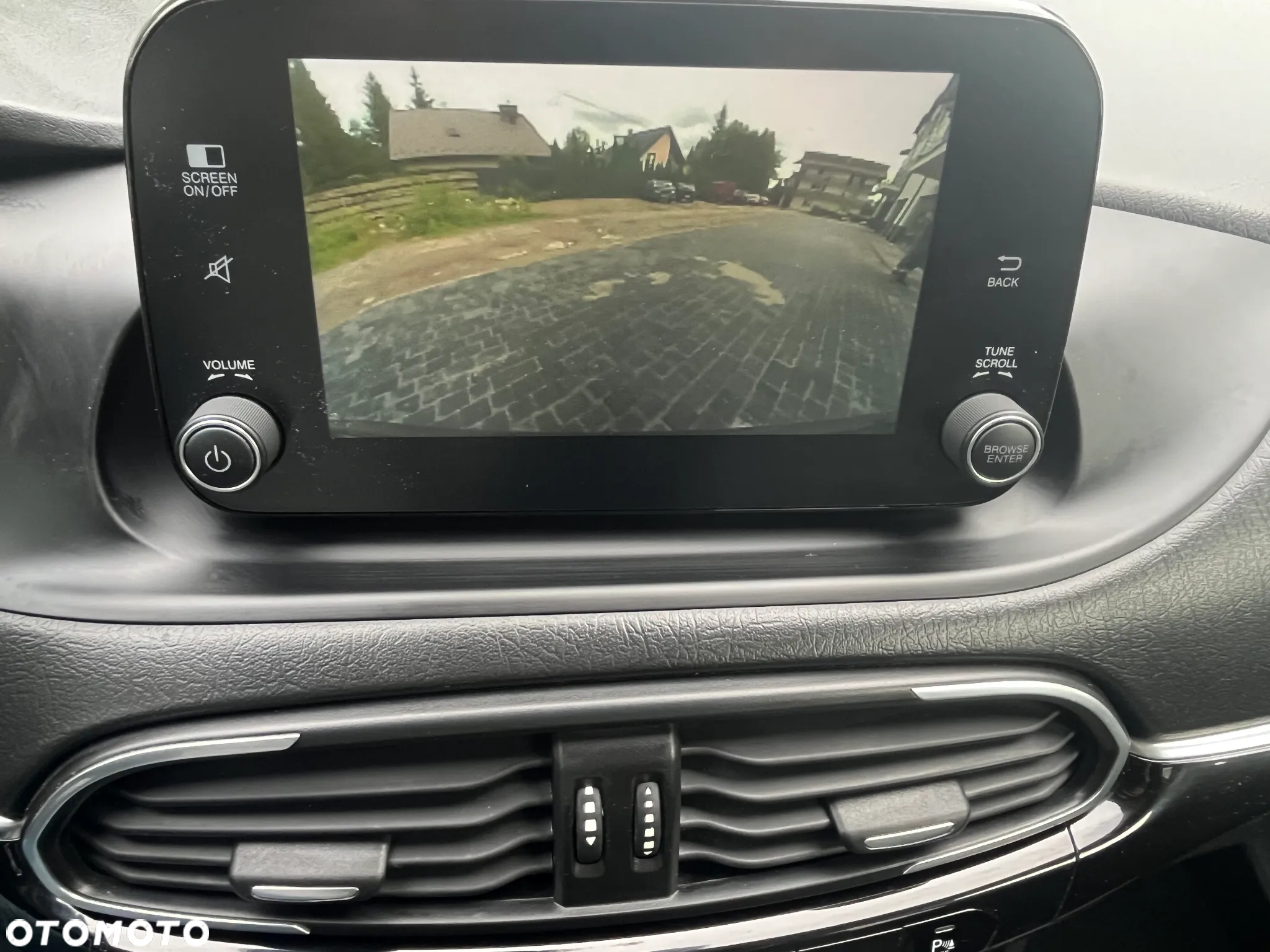 Fiat Tipo 1.6 MultiJet Cross - 23