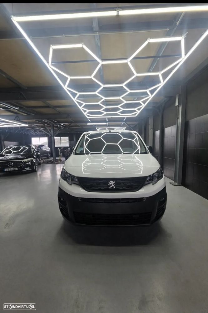 Peugeot Partner - 1
