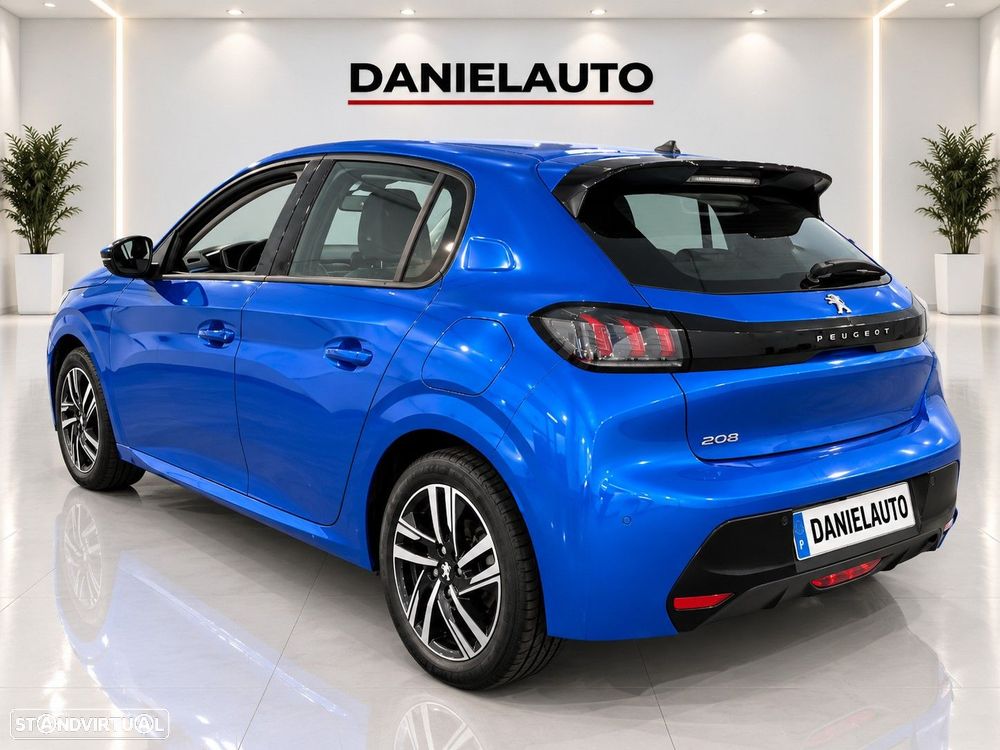 Peugeot 208 2020 photo 3