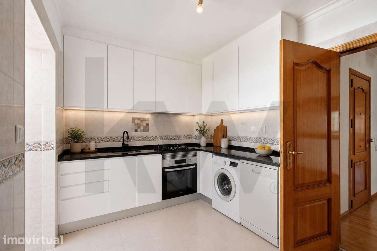 Apartamento T3 | Com 4 Marquises e Lugar de Estacionamento | Sassoeiro - Grande imagem: 3/45