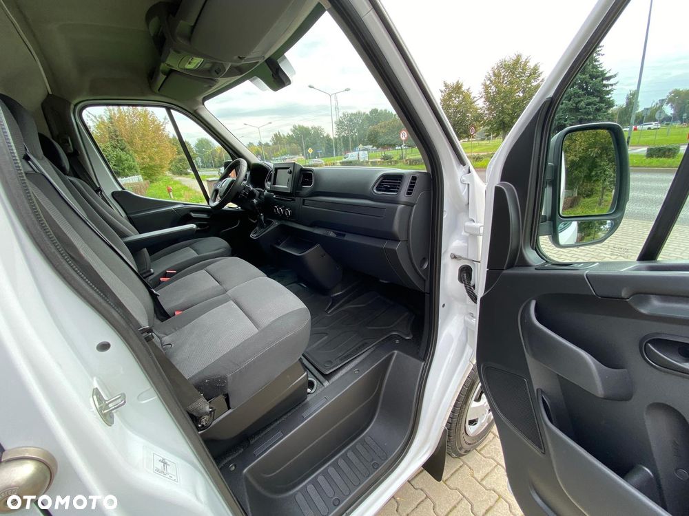 Renault MASTER 2,3 DCI 136 KM L2H2 ŚREDNIAK serwis ASO Renault - 33
