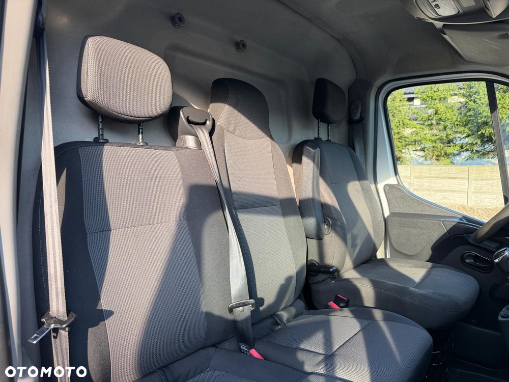 Renault MASTER / 2.3D / L2H2 / FV23% / NAJBOGATSZA WERSJA / KAMERA / NOWE OPONY NAVI / - 19