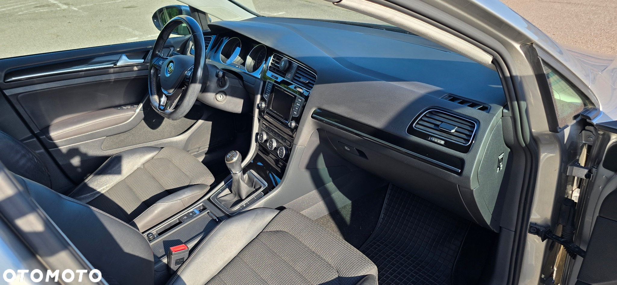 Volkswagen Golf VII 1.4 TSI BMT Highline - 14