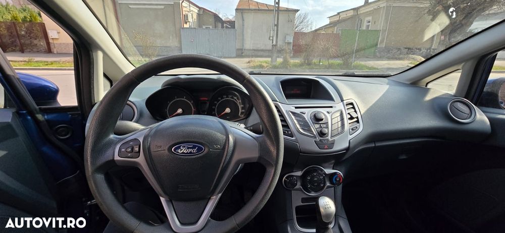 Ford Fiesta - 4