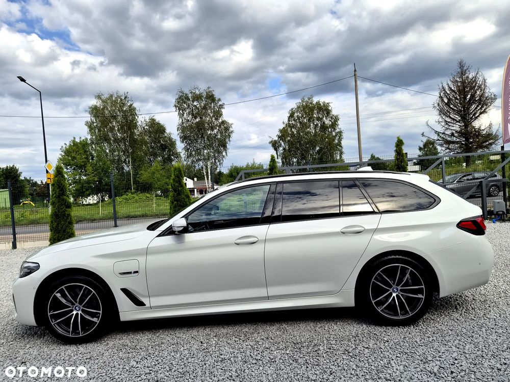 BMW Seria 5 530e xDrive M Sport sport - 30