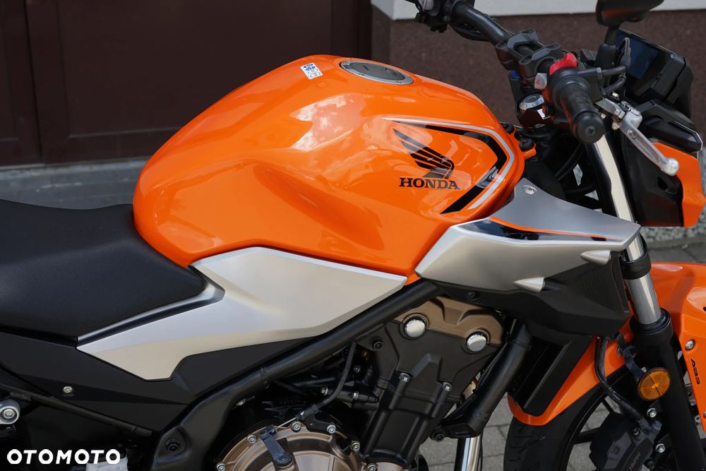 Honda CB - 11