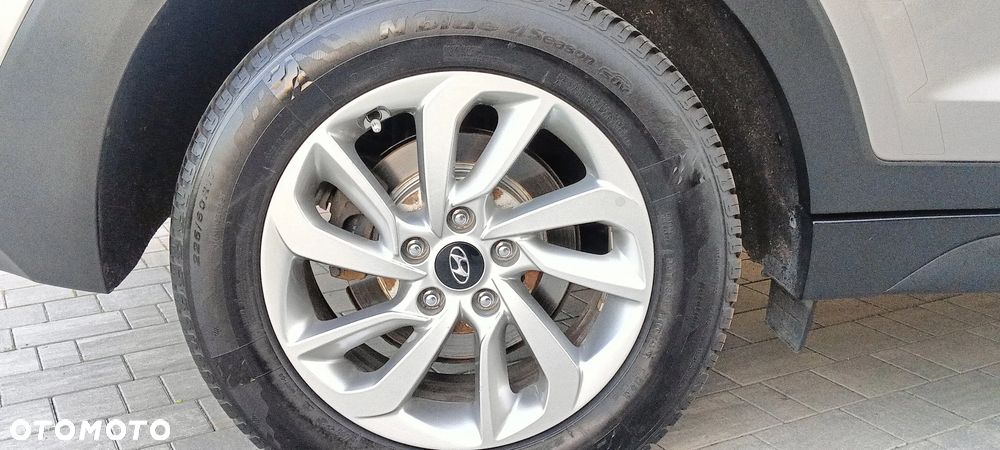 Hyundai Tucson 2.0 CRDi 2WD Trend - 8