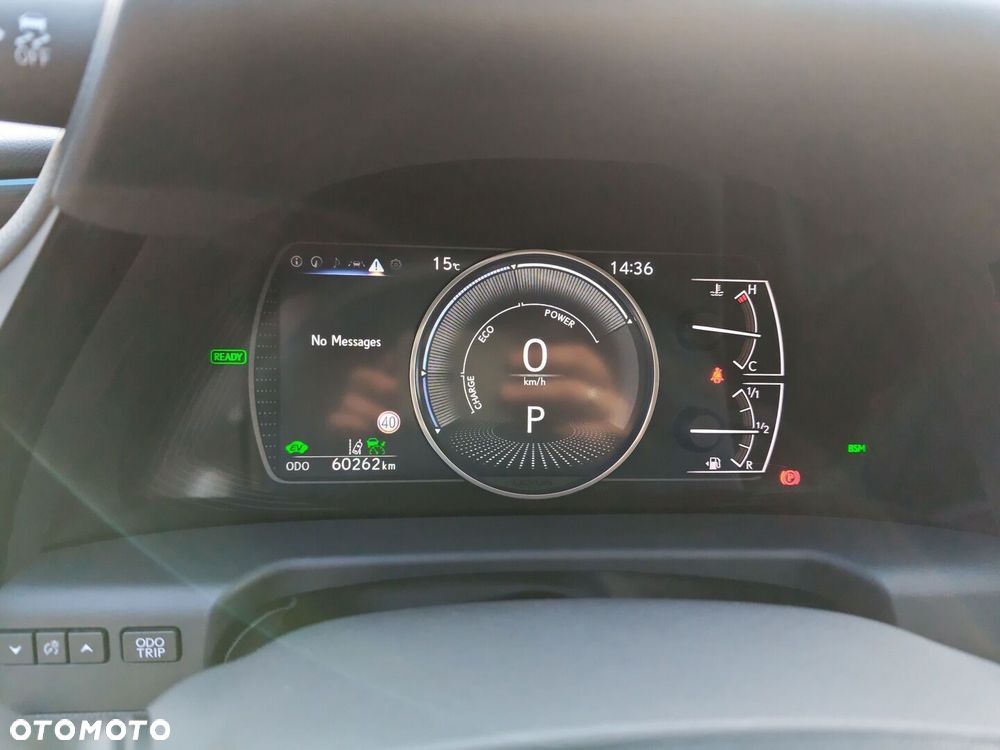 Lexus ES 300h Business Edition - 17