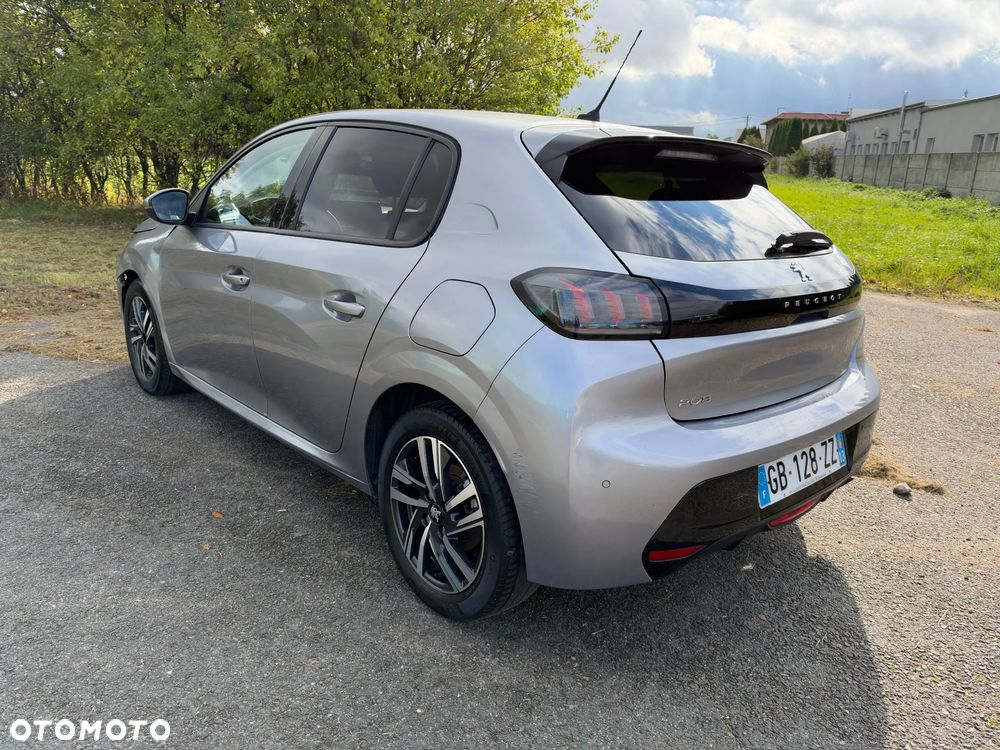 Peugeot 208 2021 photo 5