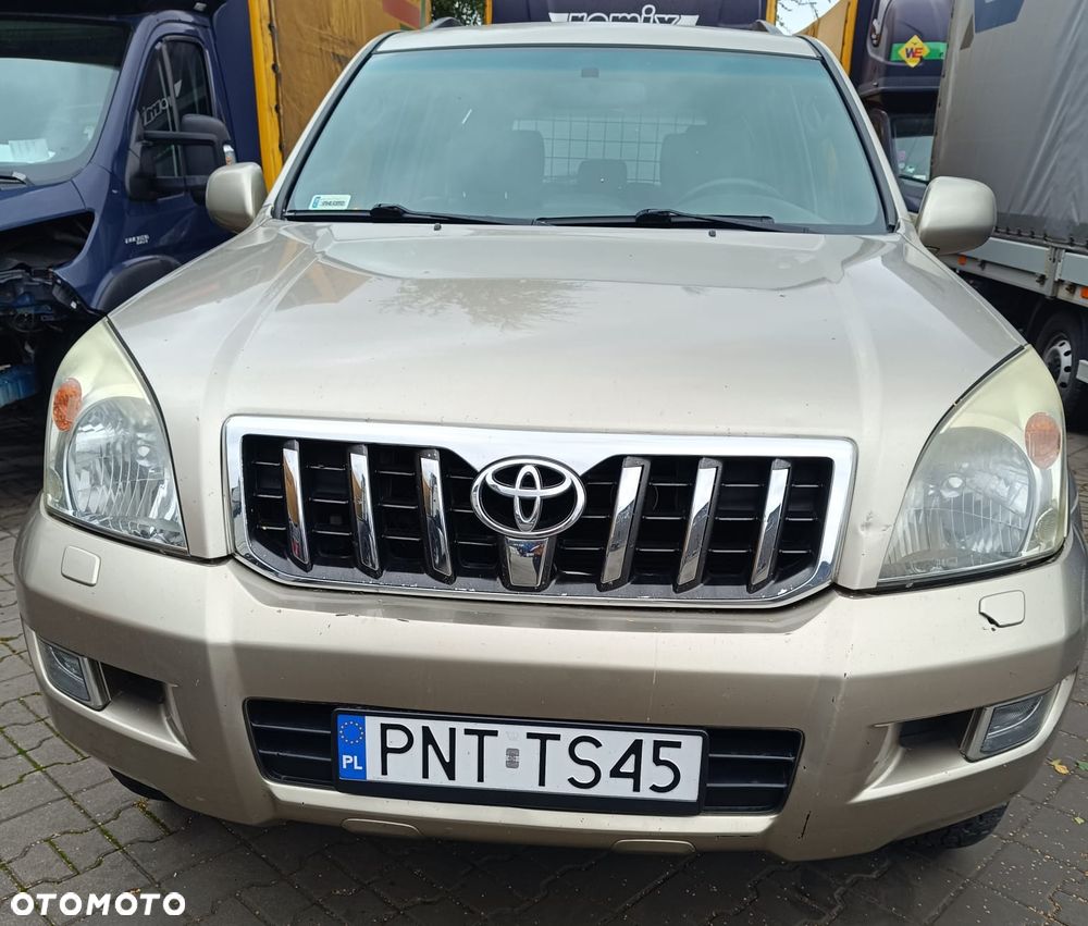 Toyota Land Cruiser - 10