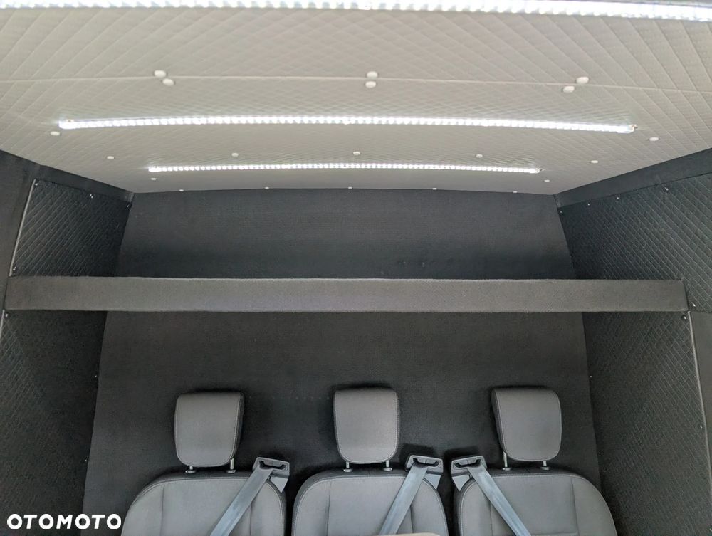 Mercedes-Benz SPRINTER MAX - 20