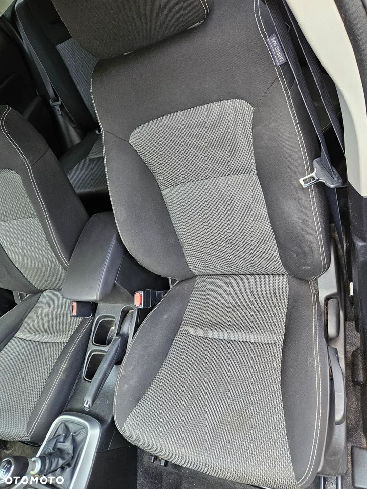 Suzuki SX4 S-Cross fotel przód przedni prawy - 2