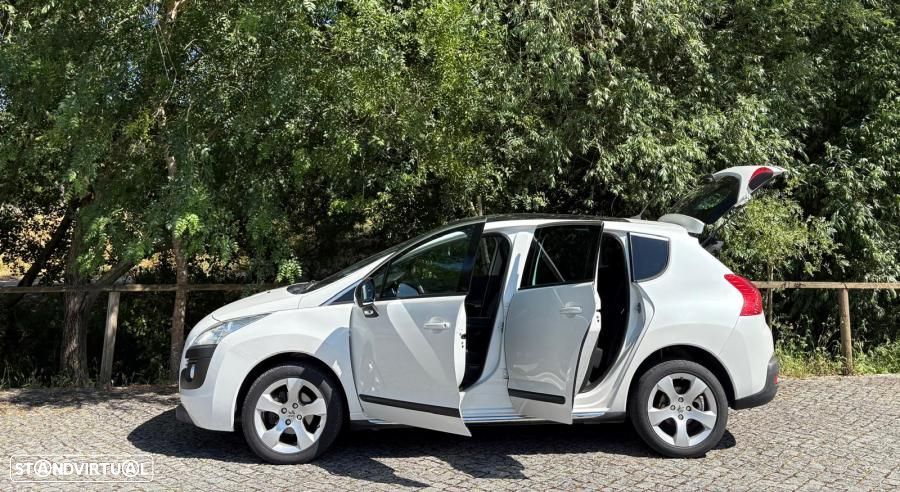Peugeot 3008 1.6 HDi Executive - 13