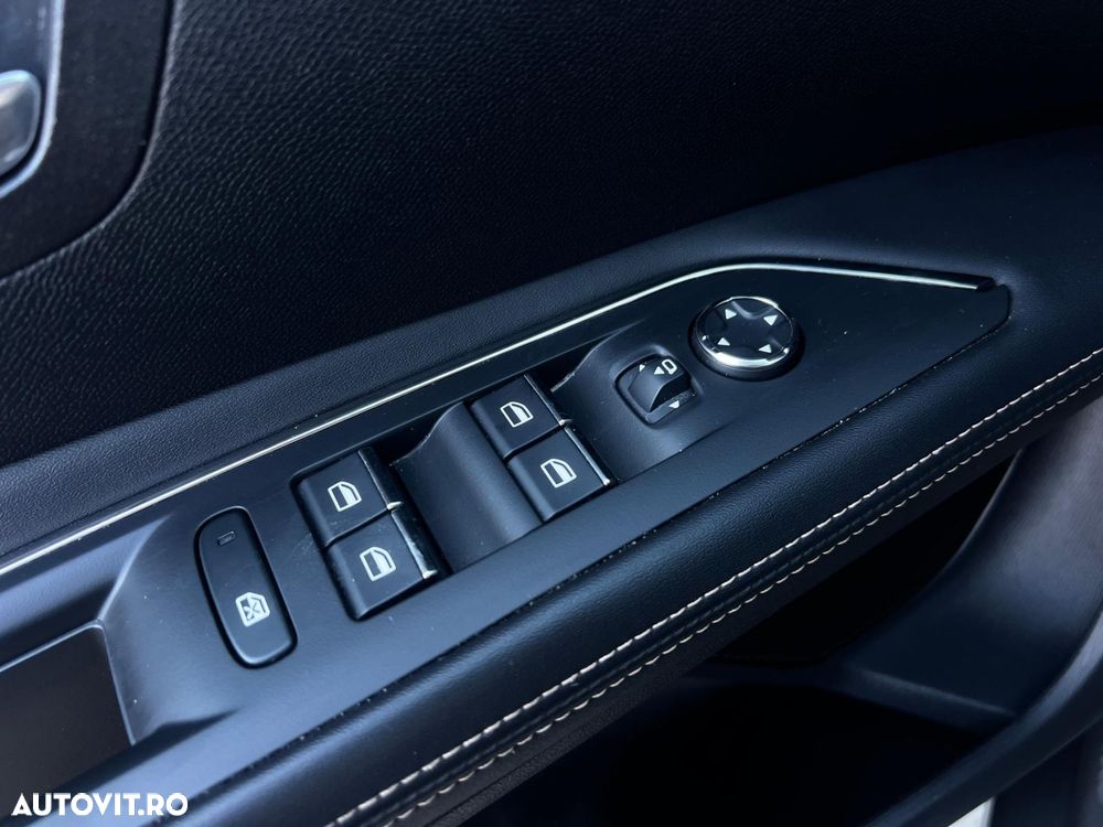 Peugeot 3008 PureTech 130 Stop & Start GPF EAT8 GT - 33