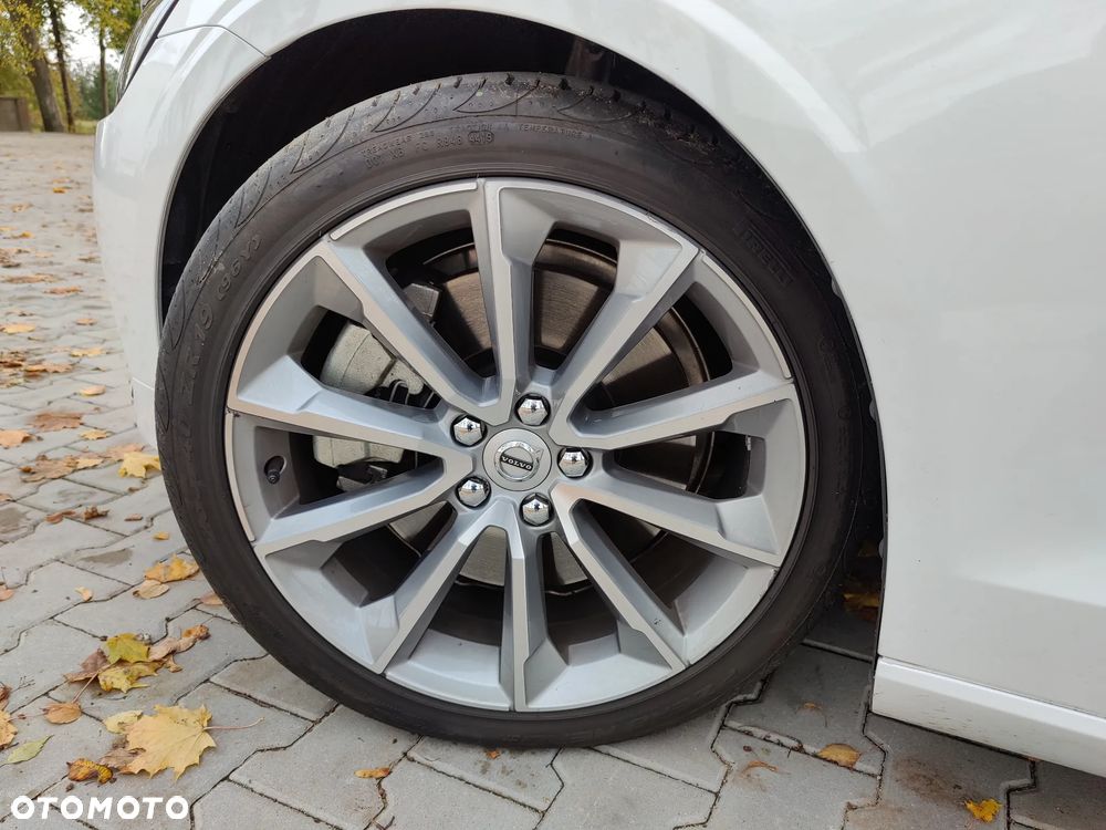 Volvo S60 T6 AWD Momentum Pro - 8