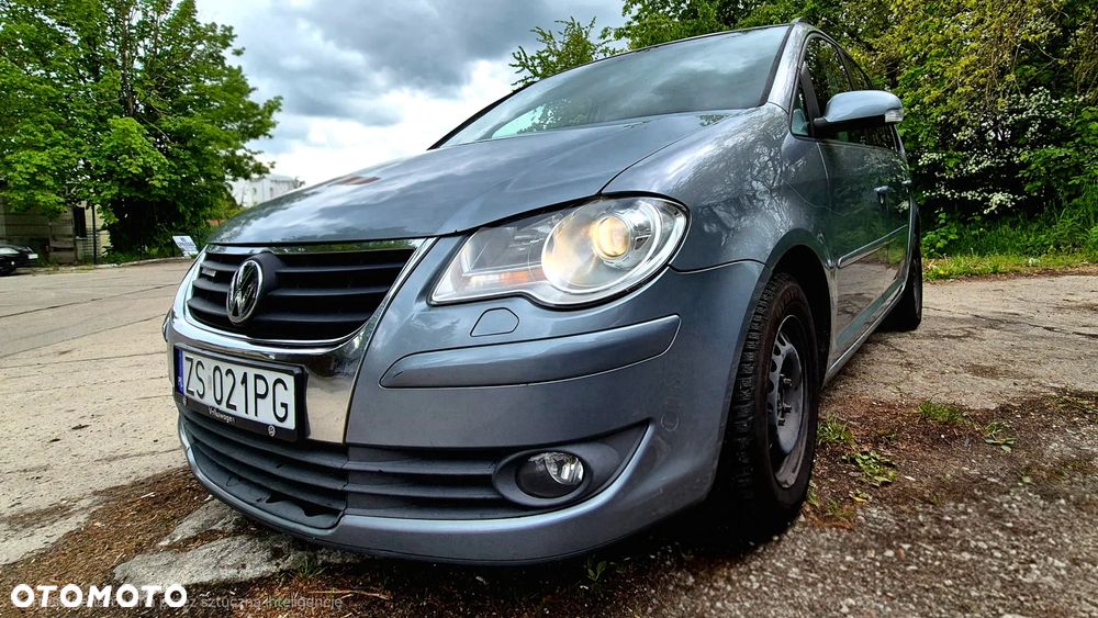 Volkswagen Touran 1.9 TDI DPF BlueMot Trendline - 1