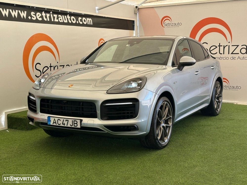 Porsche Cayenne Coupé E-Hybrid - 2